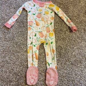 Burt’s bees sleep and play 18 months